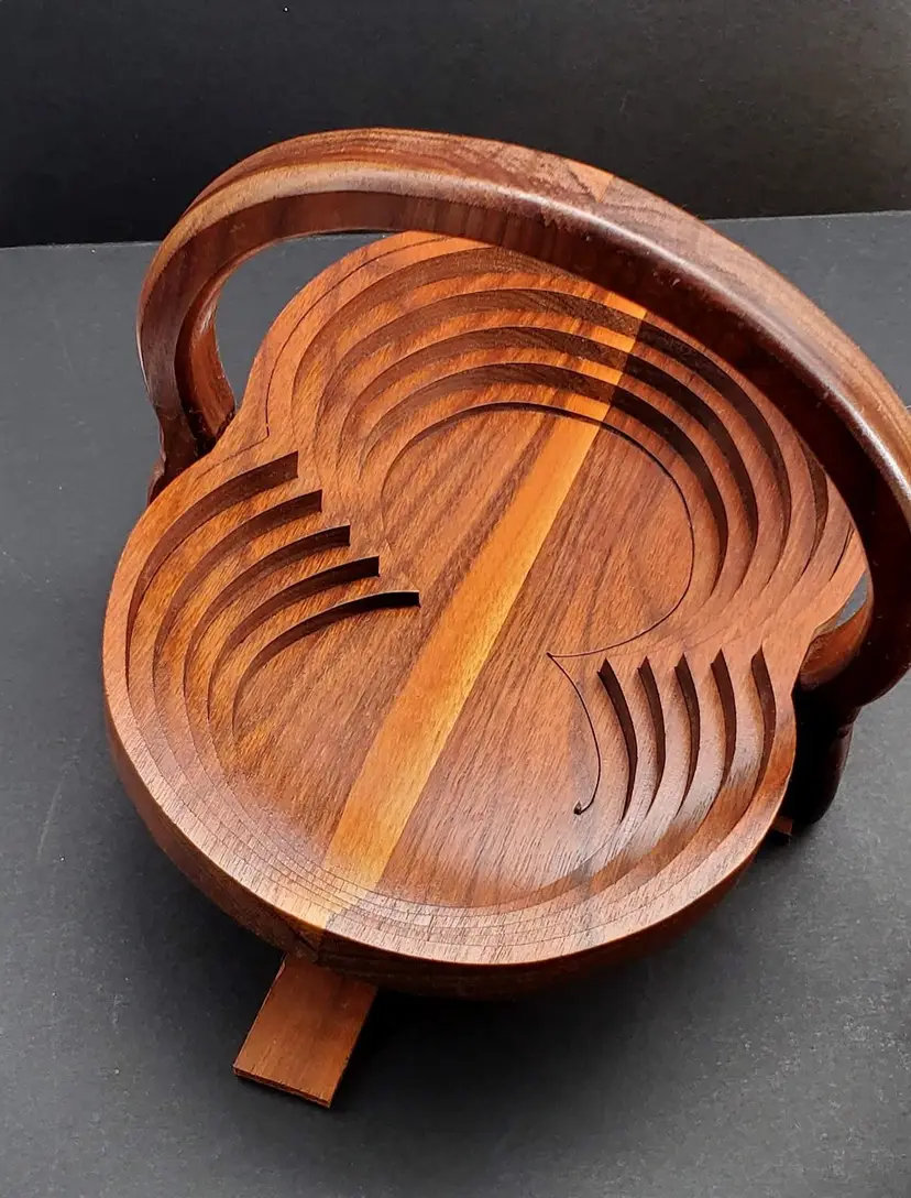 Collapsible Spiral Cut Wooden Trivet Bowl Basket Hand Crafted Farmhouse Style