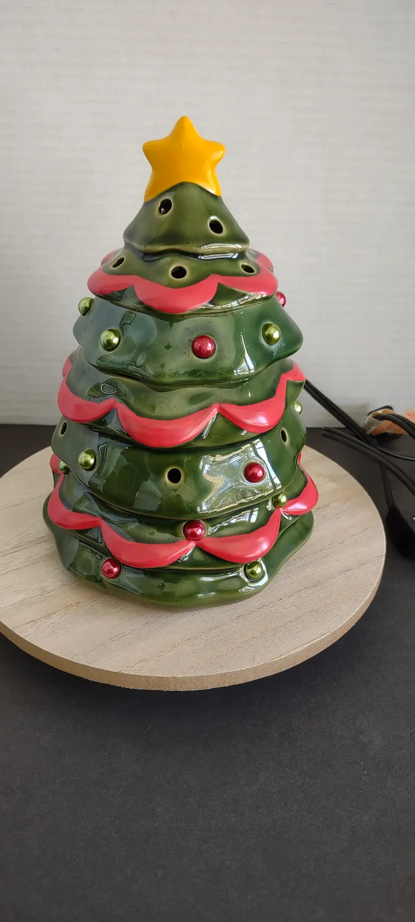 Scentsy Christmas Tree Wax Warmer Retired