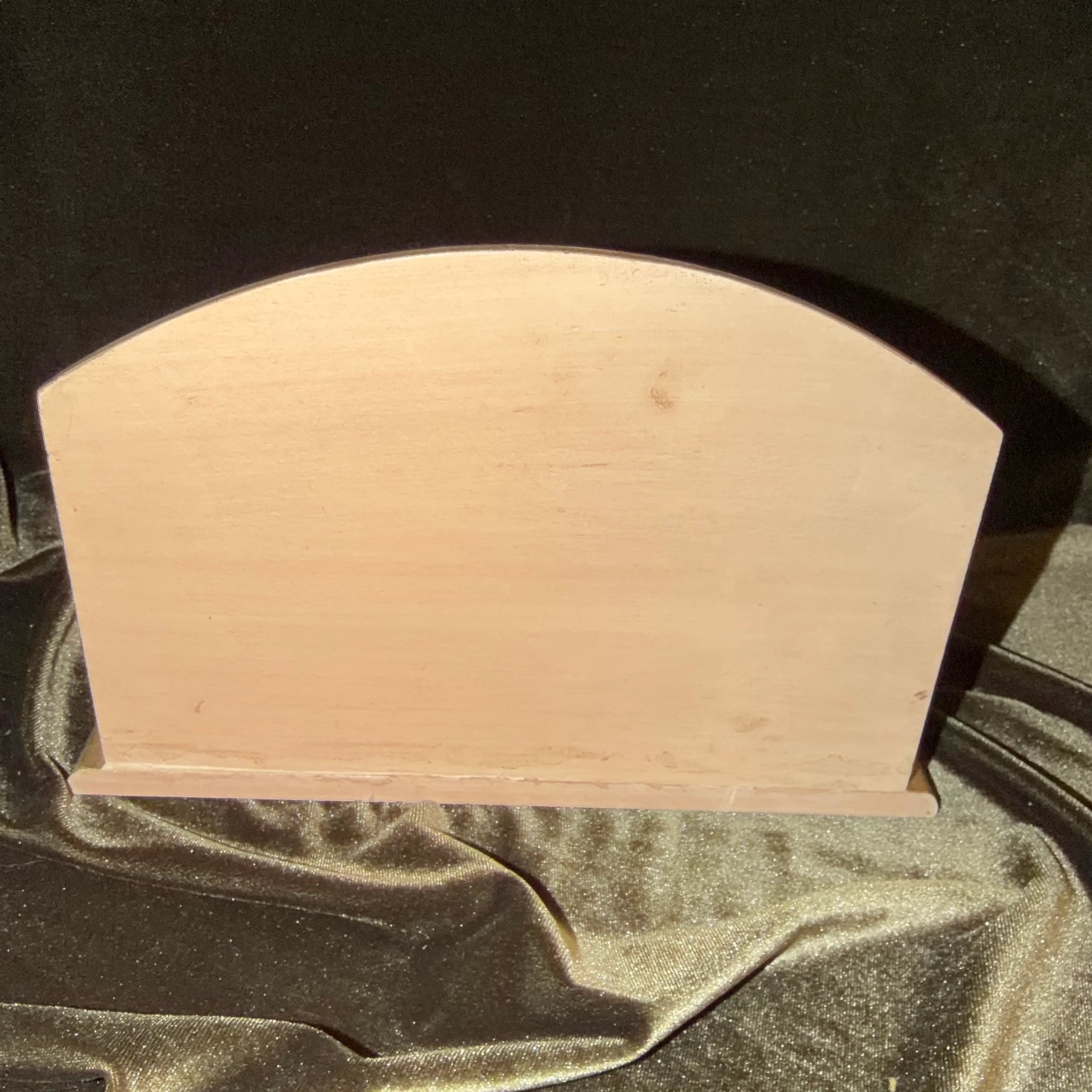 Image 2 of 7