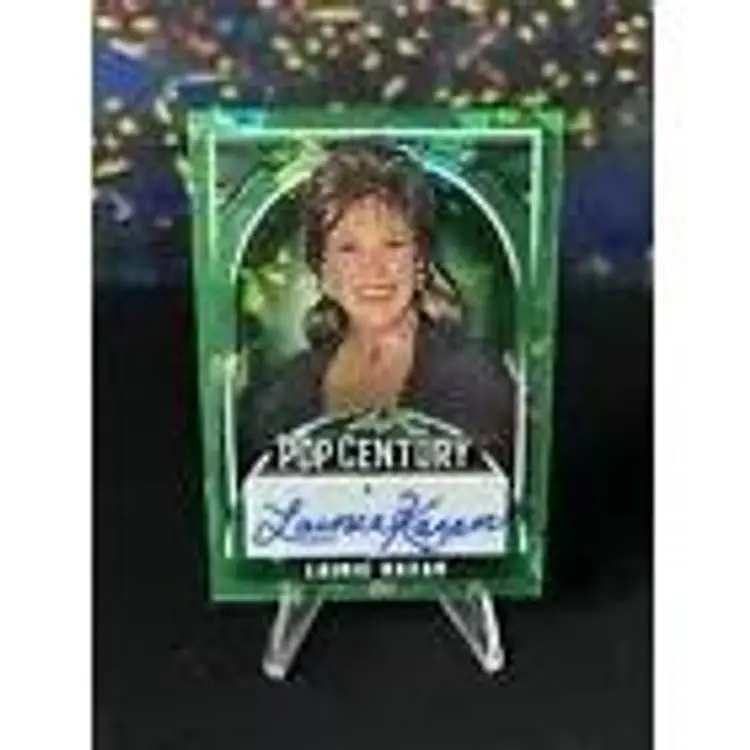 2024 Leaf Pop Century Lainie Kazan 2/4 Auto