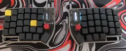 Lily58 Split keyboard with dual encoders and foams