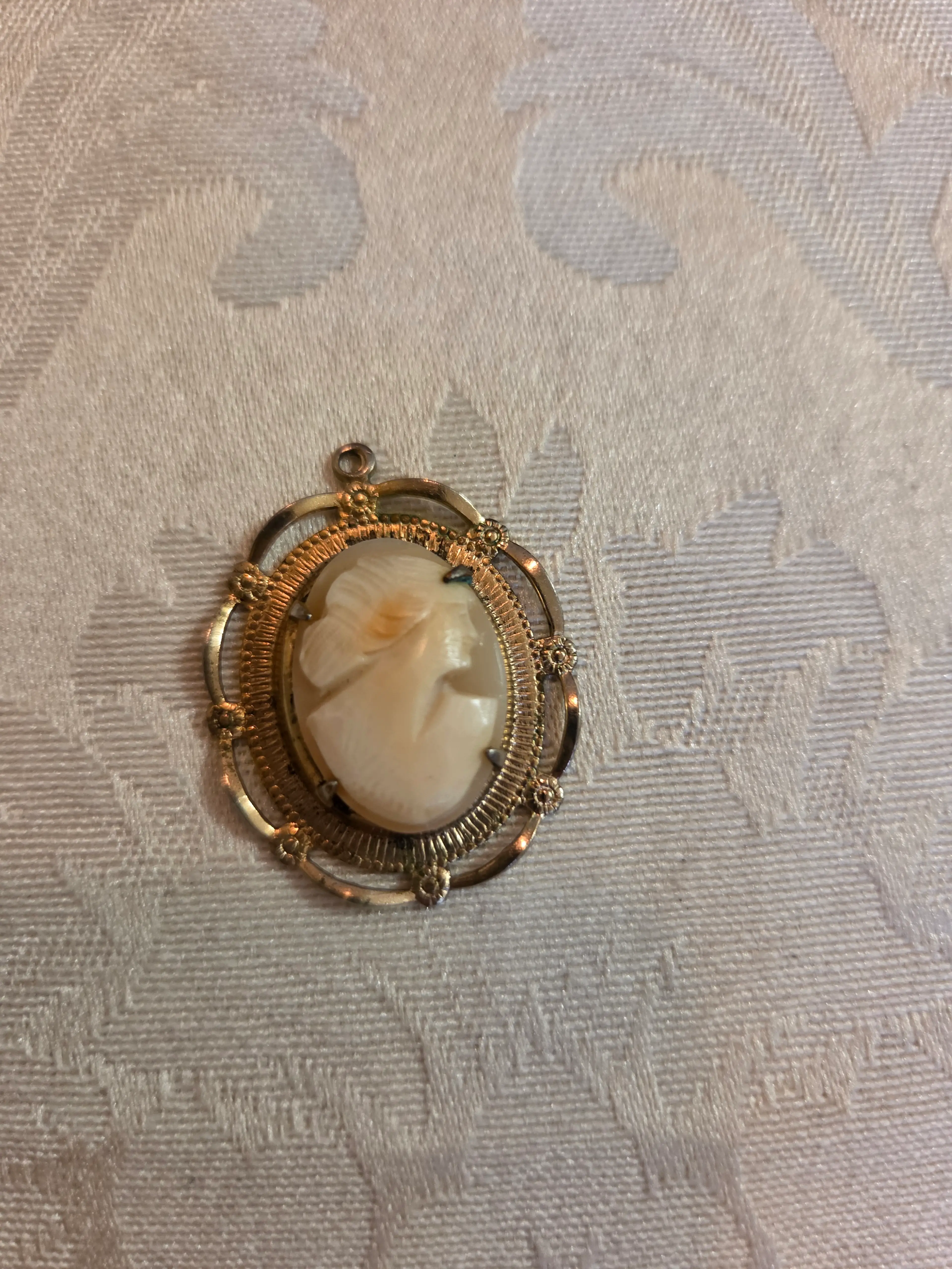 Image 2 of 6