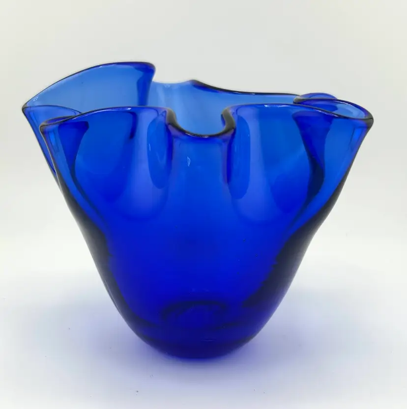 Hand Blown Cobalt Blue Ruffled Glass Vase 5”x 4” *READ*