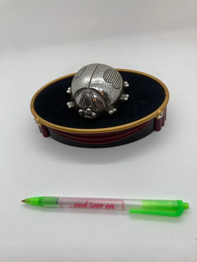 Reed & Barton Ladybug Beetle 
Music Box 
You Are My Sunshine Vintage