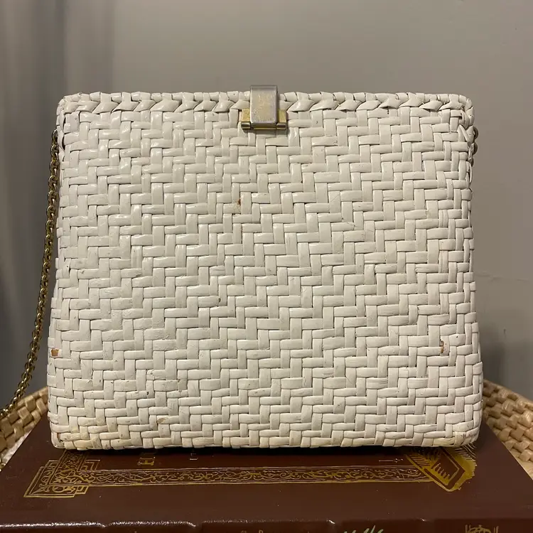 Rodo Italy Vintage Woven Rattan Bag Gold Chain Strap