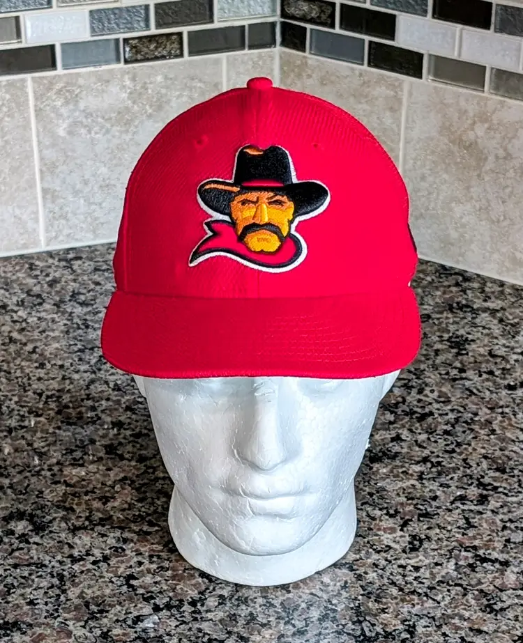 RARE MiLB High Desert Mavericks Arizona Fitted 7⅜ Hat Cap New Era 59FIFTY Red