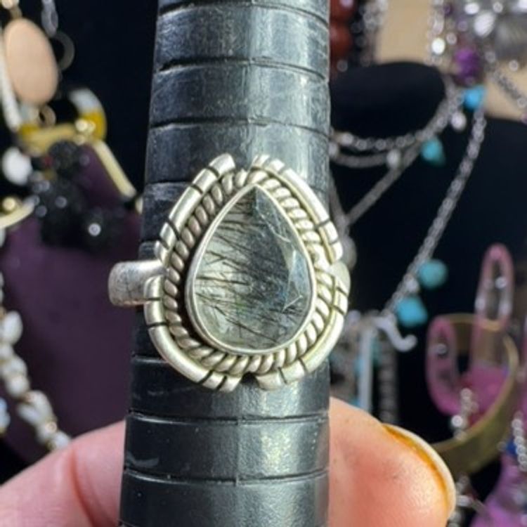 Vintage Sterling Silver Rutilated Tourmalinated Southwest Style Ring Size 8 - silver guarenteed
