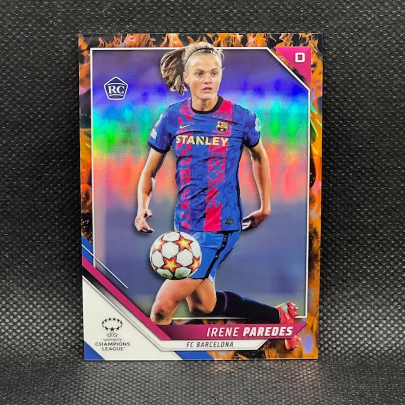 Irene Paredes 2021/22 Topps Chrome UEFA Women Inferno /75 Soccer Card