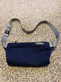Bellroy Sling Mini - Navy