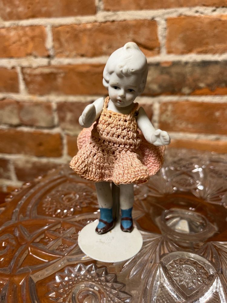 Vintage Penny Doll With Clothes And Stand