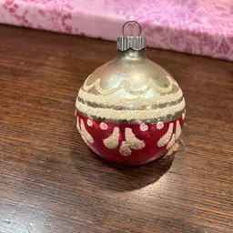 Shiny brite Ornament