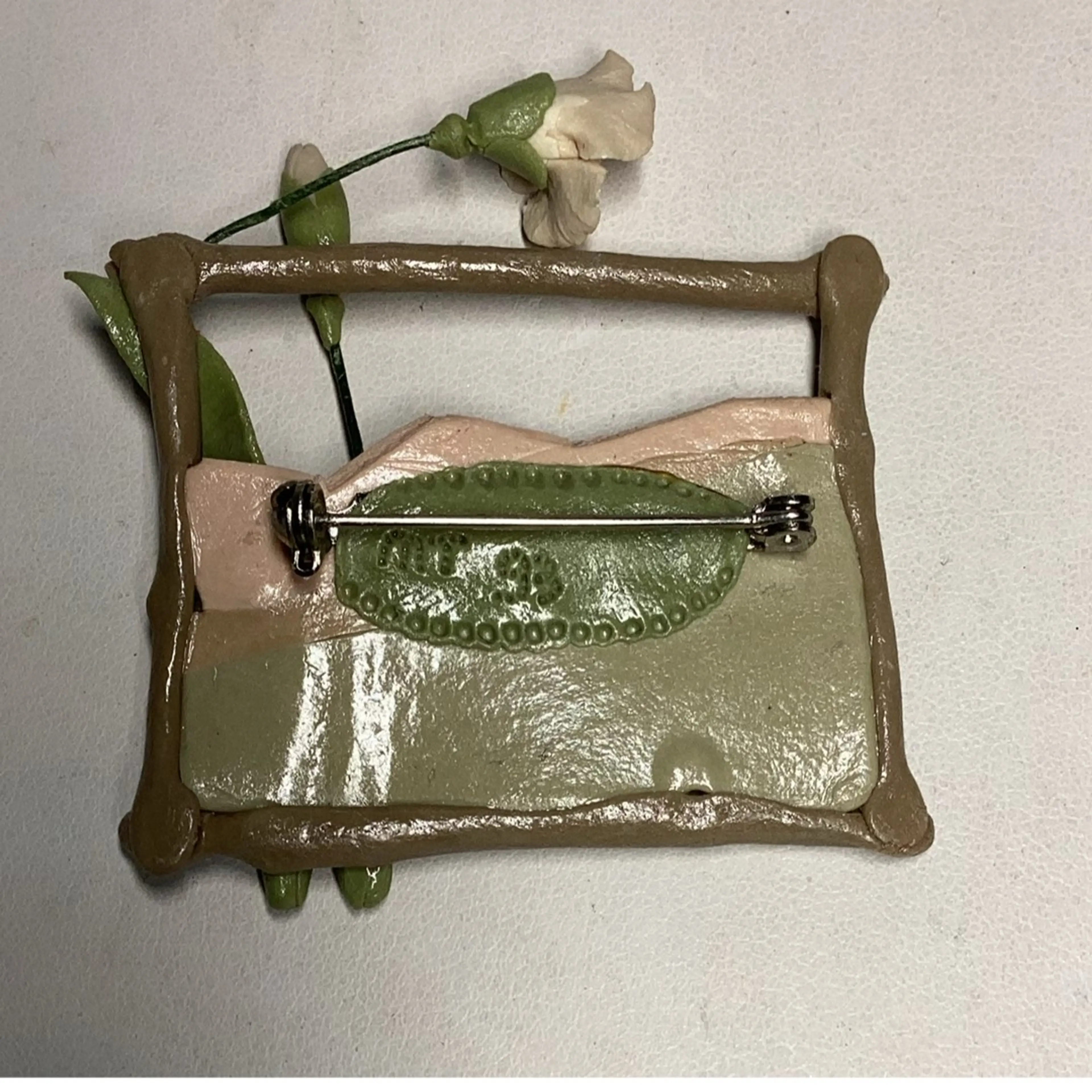 Image 2 of 2