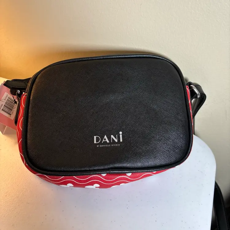 Dani By Danielle Nicole Disney Purse Mickey Mouse Crossbody Black & Red Bag NWT