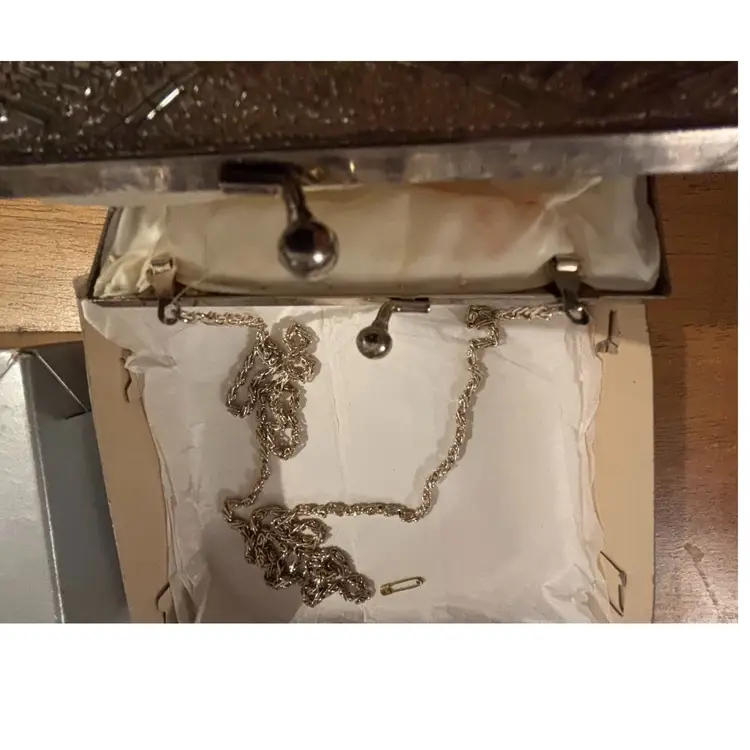 Vintage/Antique Beaded Clutch Purse Approx 5”x6”