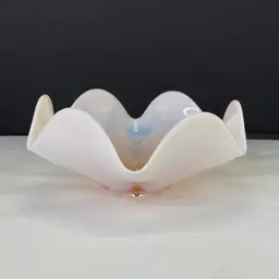 Vintage Duncan Miller Canterbury Pink Opalescent Glass Bowl