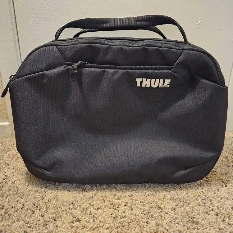 Thule Subterra 23L Boarding Bag