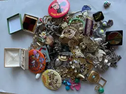 3.6 lbs Jewelry Craft/wearable Lot As Is