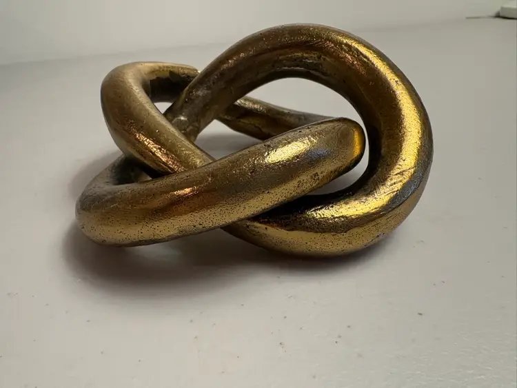 INFINITY KNOT, Metal Sculpture/Paper Weight
