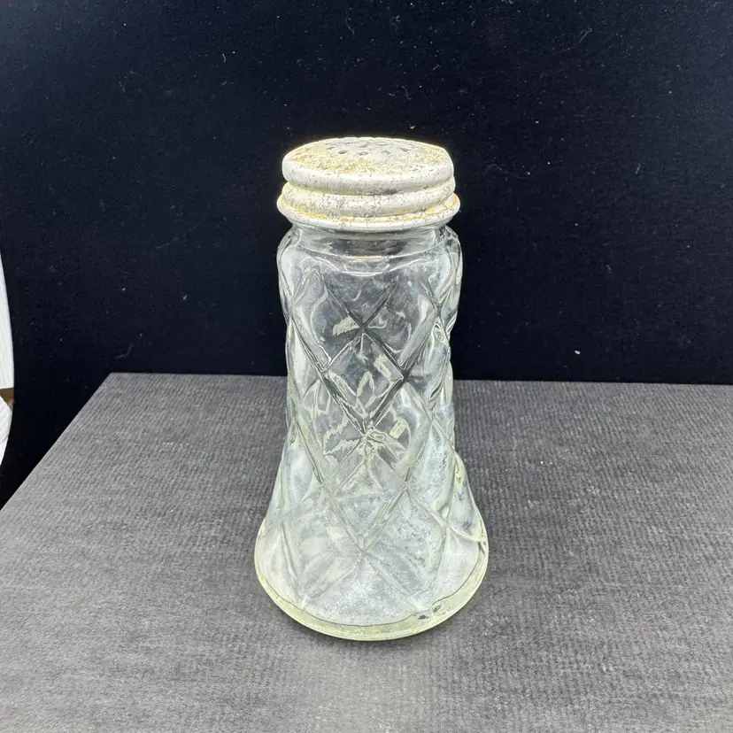 Vintage EAPG Shaker