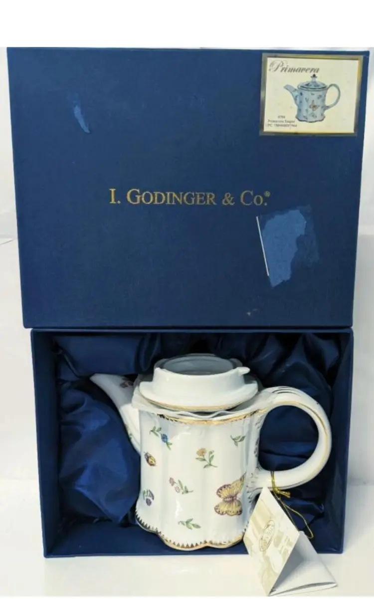 Beautiful As-New Vintage L. Godinger & Co Primavera Teapot, Approx 6" Tall