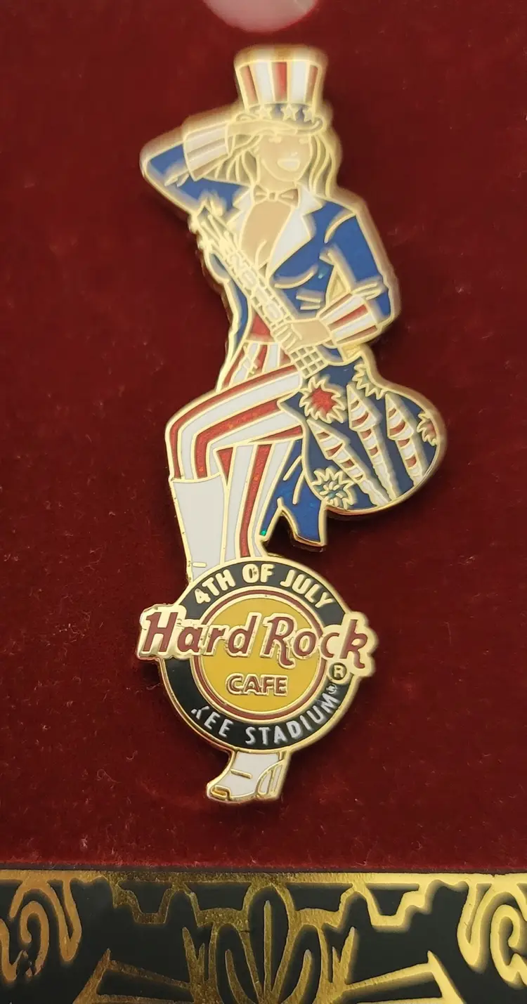 Hard Rock Cafe 2010 4TH OF JULY Yankee Stadium Pin, Error E696