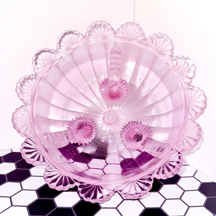 Mosser Glass Passion Pink (Neodymium) Tri-footed Scalloped Fruit Bowl