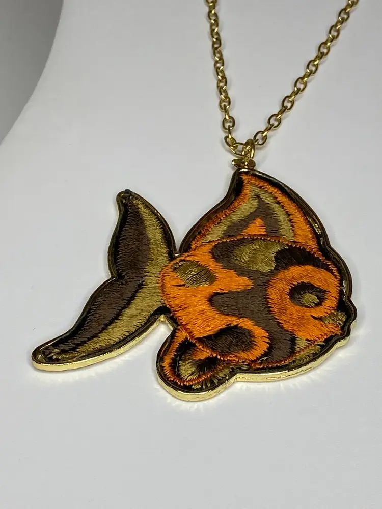Vintage 1970’s Beatrix Jewelry Embroidered Fish Necklace Gold Tone 24” MCM