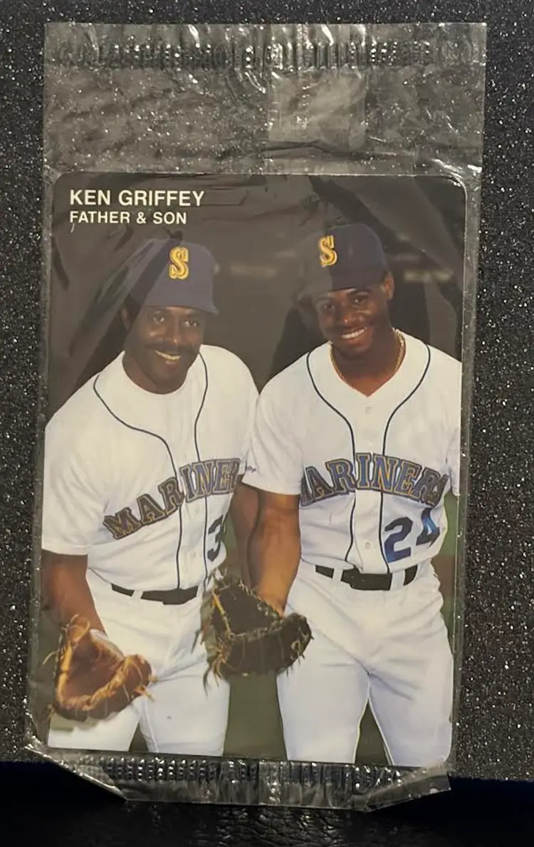 1991 Ken Griffey Father and Son Mother's Cookies Baseball Card