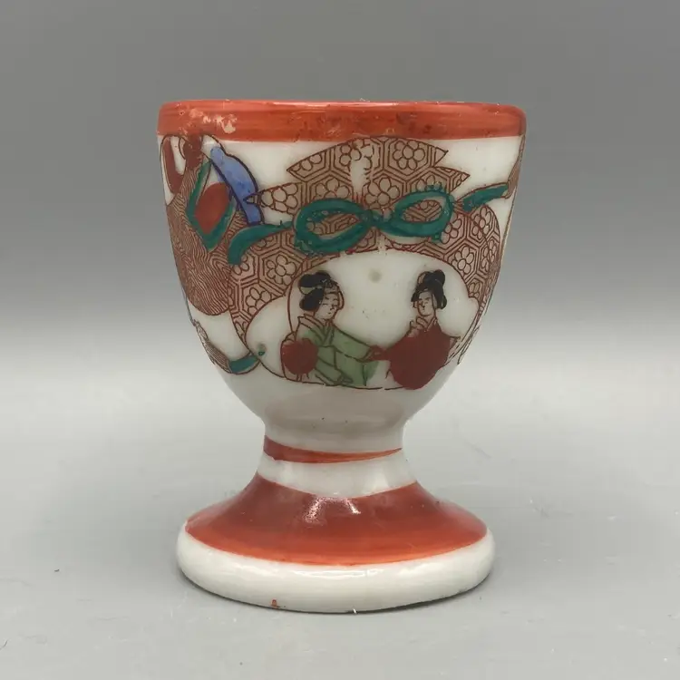 Vintage Japanese Geisha Decorated Egg Cup - READ