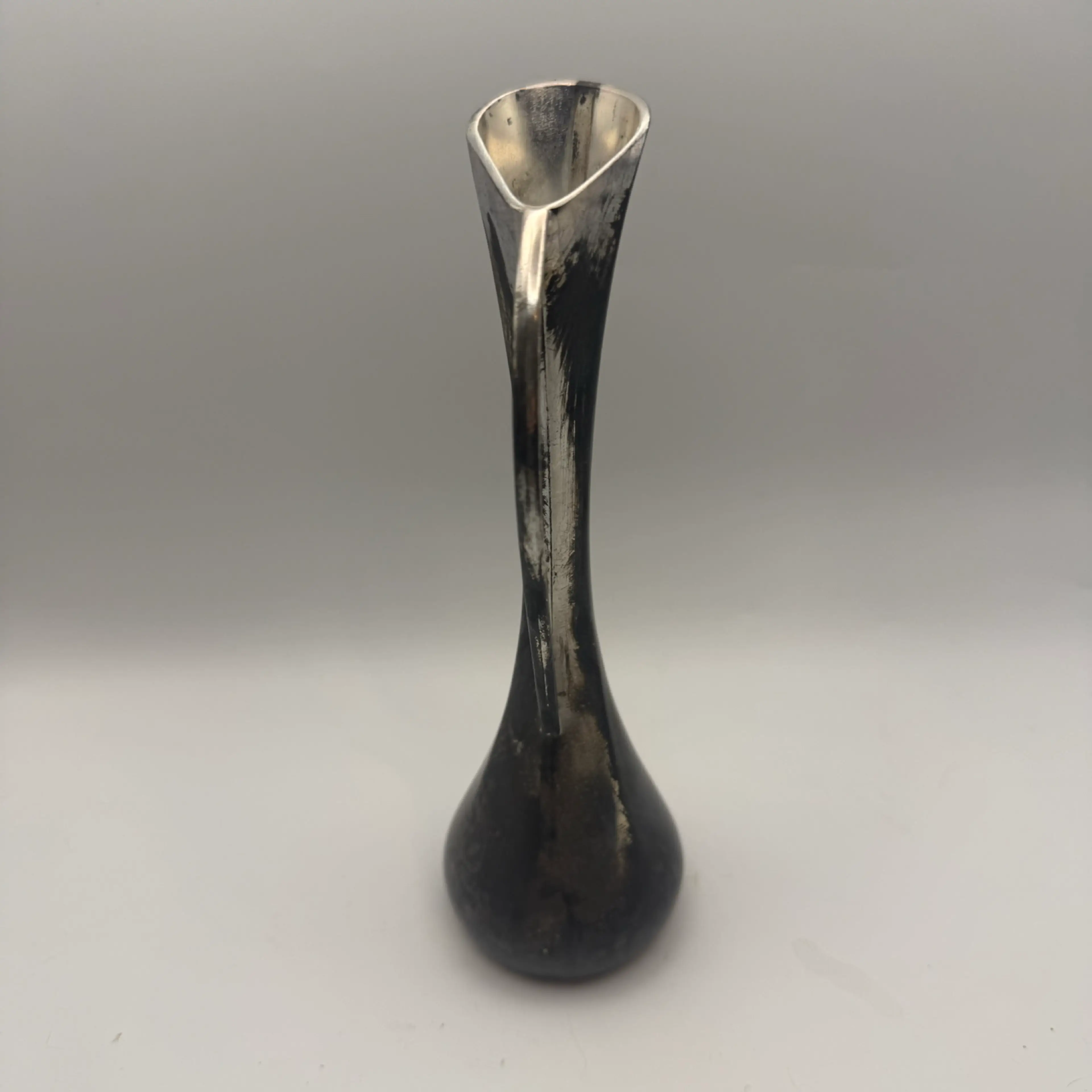 Image 2 of 5
