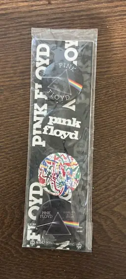 2011 Pink Floyd Album Cover Dark Side of the Moon Concert Button Pin Brooch Sealed