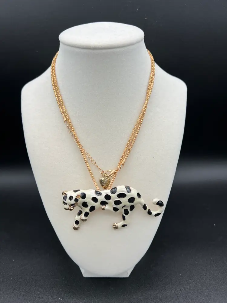 Betsey Johnson Hunting Leopard Pendant/Brooch On A Golden Chain 16”