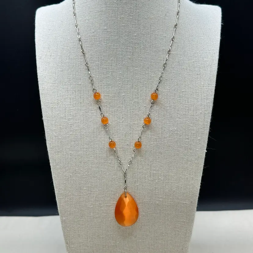 A107 - Avon Orange Bead Y Necklace