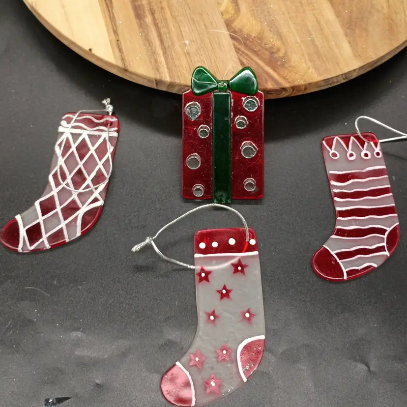 Set of 4 Painted Flashed Glass Ornaments 3 Stockings 1 Present