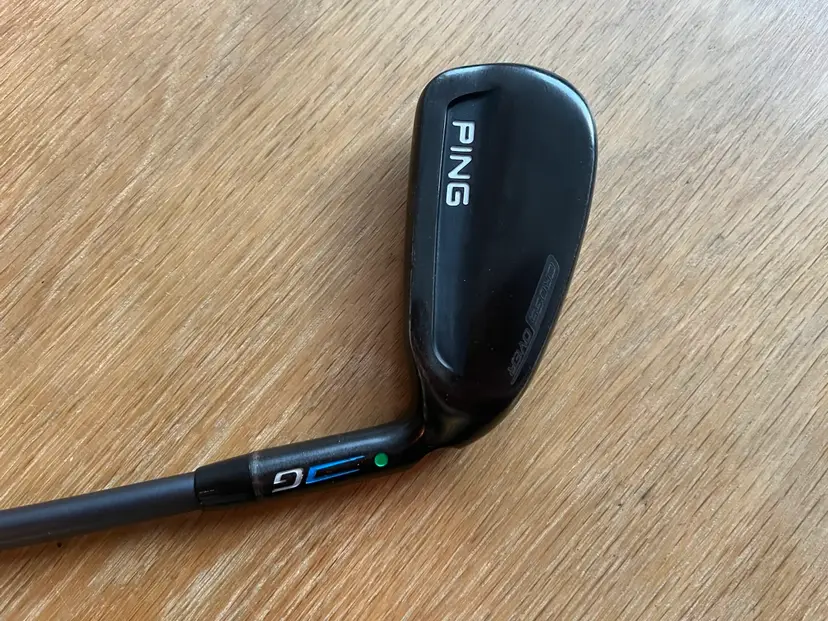 Ping double bangers: Crossover G 4* and Ping G2 5 HL iron.