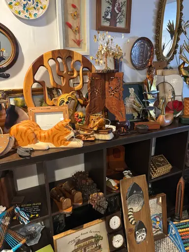 Wood & Wall Decor - Random Runs & Preloaded