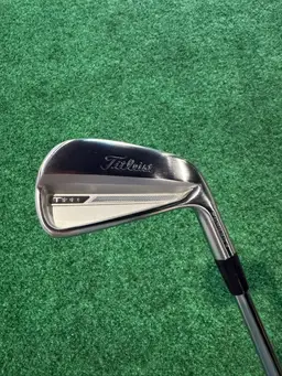 MINT condition Titleist T100 Forged 4 Iron X Stiff
