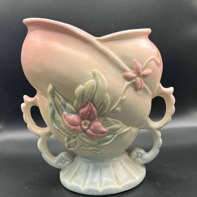 Hull Pottery Art Wildflower Vase