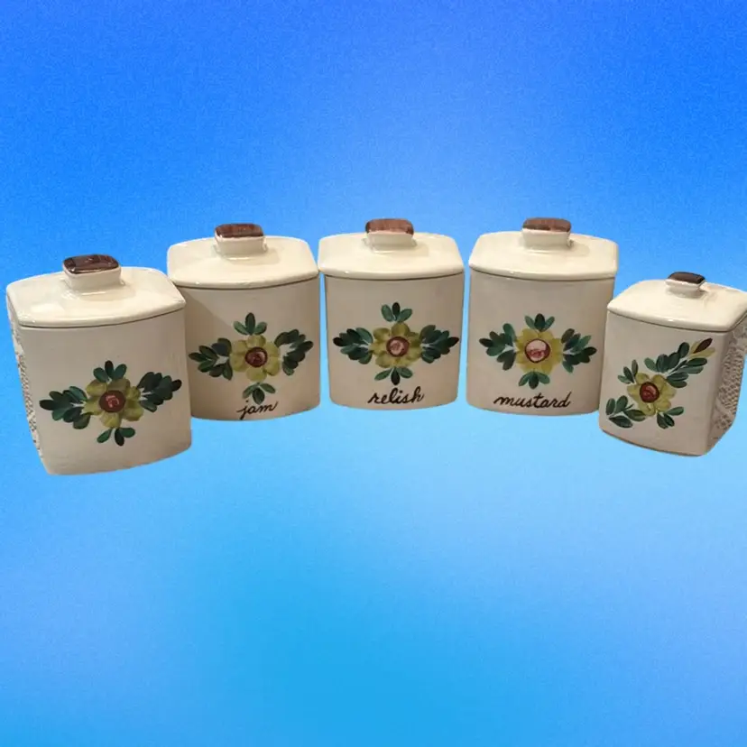 Set Of 5 Porcelain Condiment/ Spice Containers * Relish Has Chip As Shown