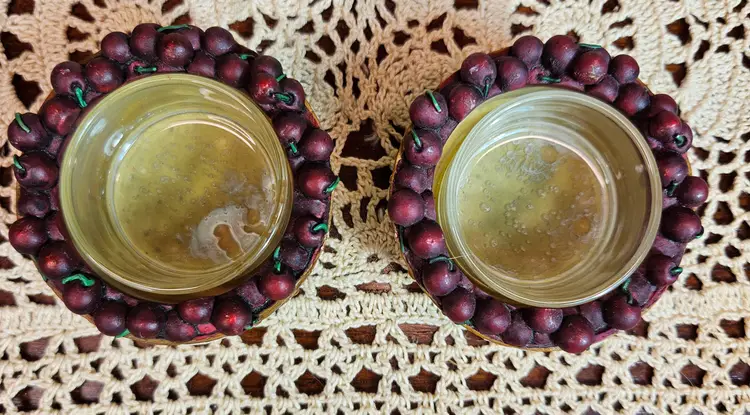 NWT Yankee Candle Bushels of Black Cherries Tea Light Candle Holders w/ Inserts