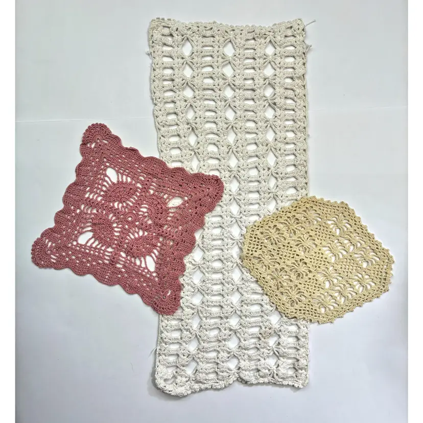 3 Handmade Crochet Lace Doilies Crafts Wedding Shabby Décor Vintage