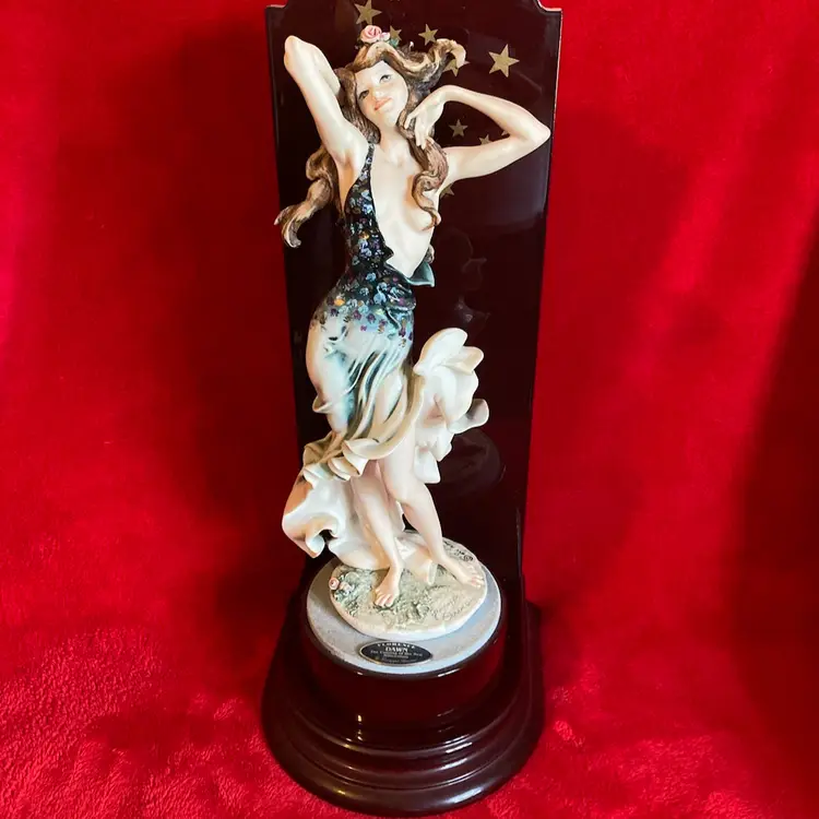 VTG Fine Porcelain Statue “Dawn” By Giuseppe Armani Italy 1999