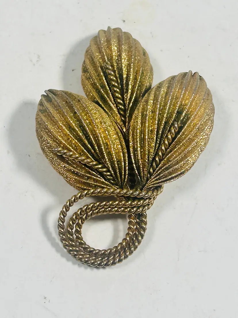 Napier gold Leaf Brooch Brushed gold Texture Floral mid century 2 1/2 inch pin