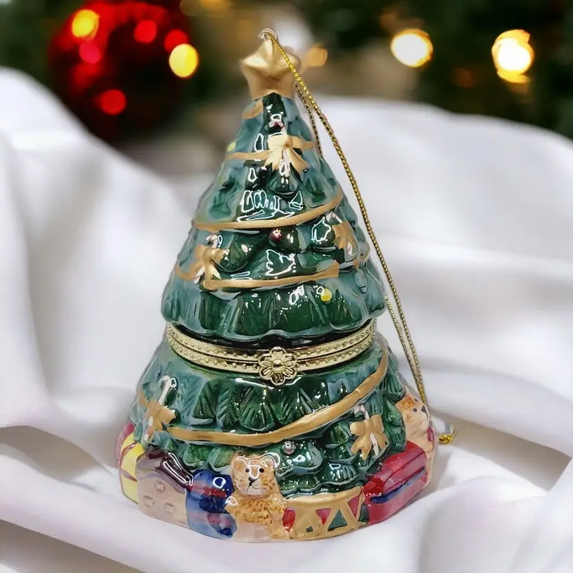 Mr Christmas Hinged Christmas Tree Ornament Music Box Revolving Train