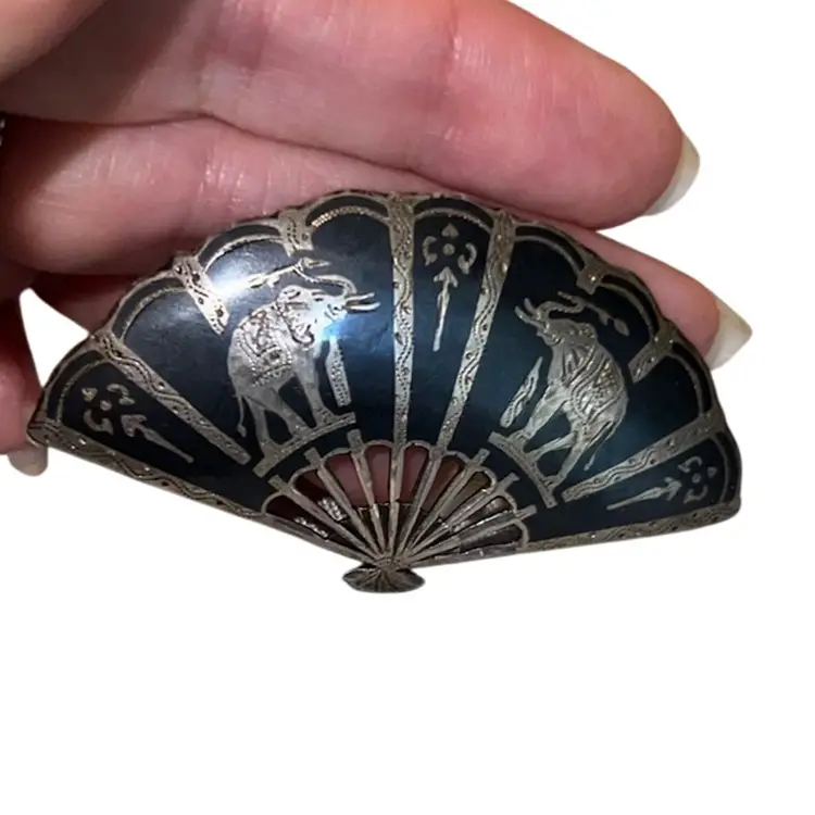 Vintage Sterling Fan Brooch Carved Elephant Motif Made In Siam 10.9 Grams 2.5”