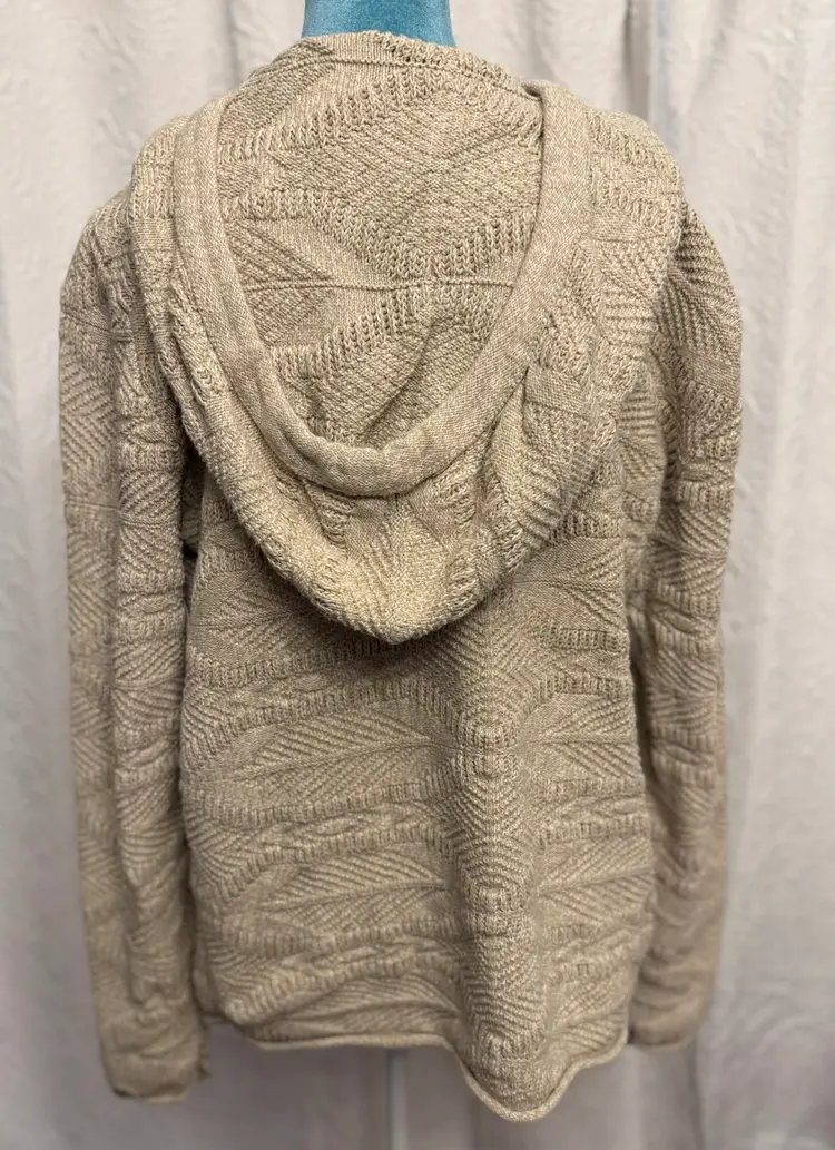 Abercrombie and Fitch Cozy Heavy Duty Tan Knit Hoodie with front pocket