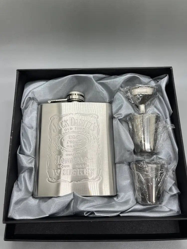 Jack Danials Flask And 2 Metal Shot Glasses