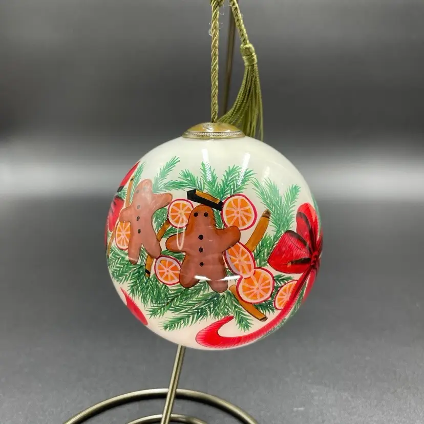 Ne'Qwa Art Gingerbread Wreath Glass Christmas Ornament VTG Holiday Decor