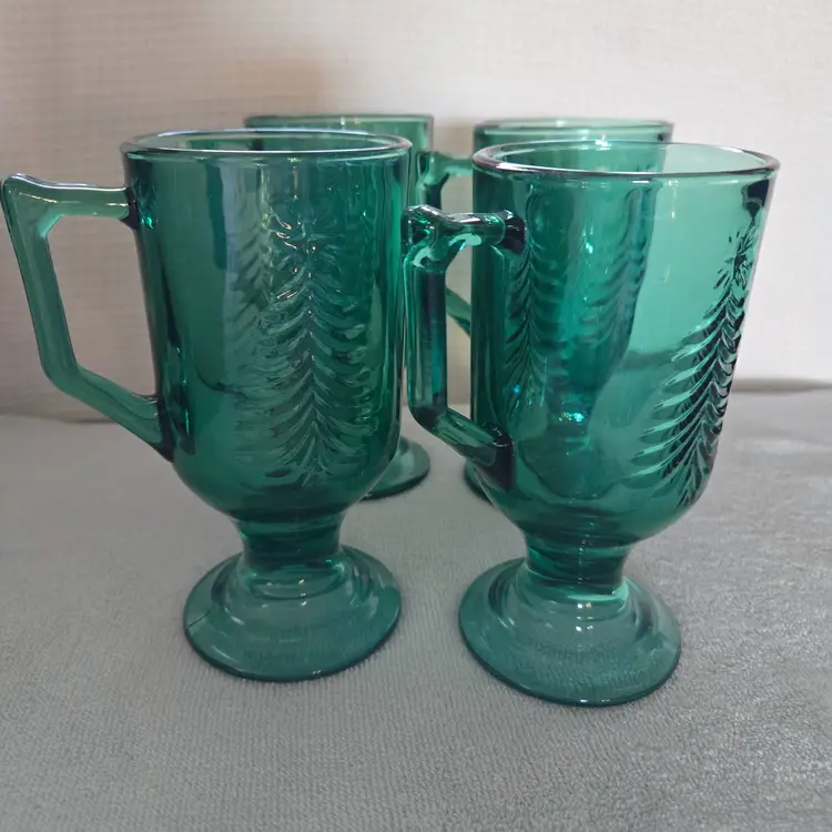 Set of 4 Indiana Glass Holiday Classic Evergreen Footed Mugs