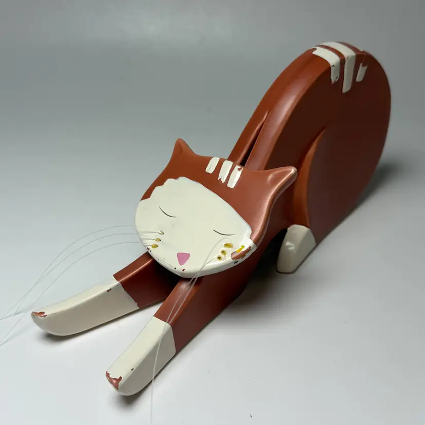 Collectible Ceramic Art Pottery Cat Figurine Stretching Rust & White Color Decor